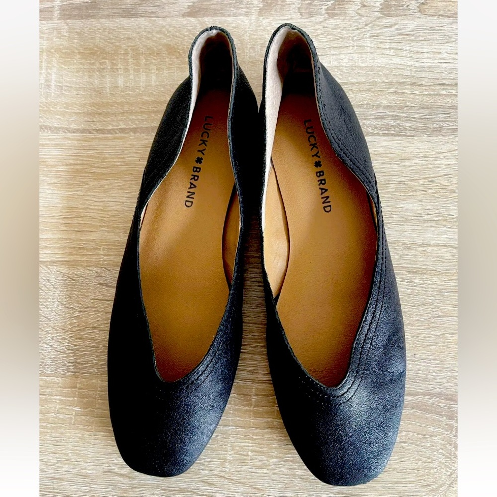 Lucky Brand Alba Black leather flats women’s size 8